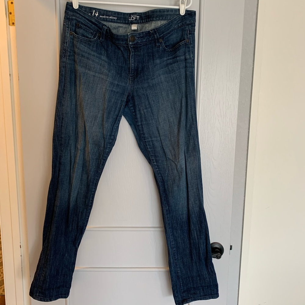 LOFT modern skinny jeans great condition!
